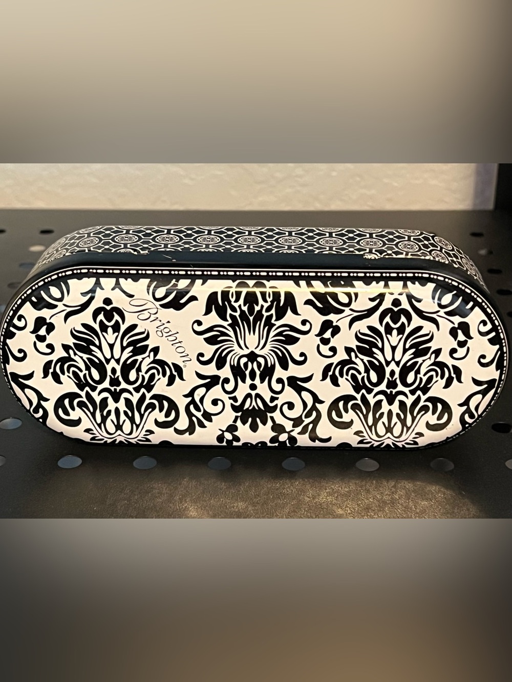Brighton Eyeglasses or Sunglasses Ornate Pattern Storage Tin Case GUC